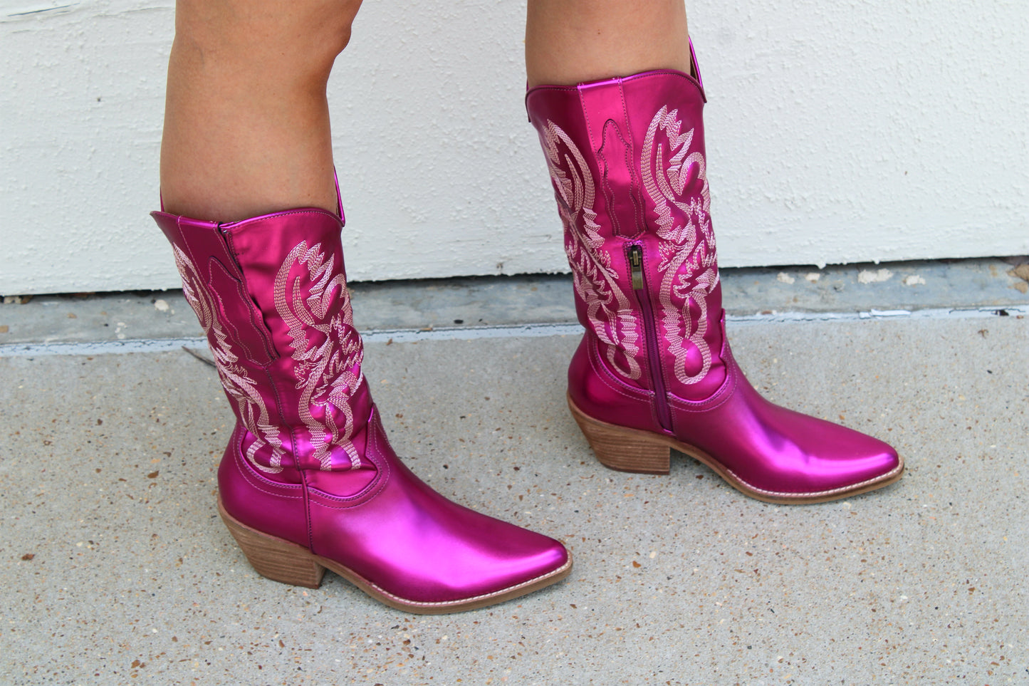 hot pink metallic cowgirl boots