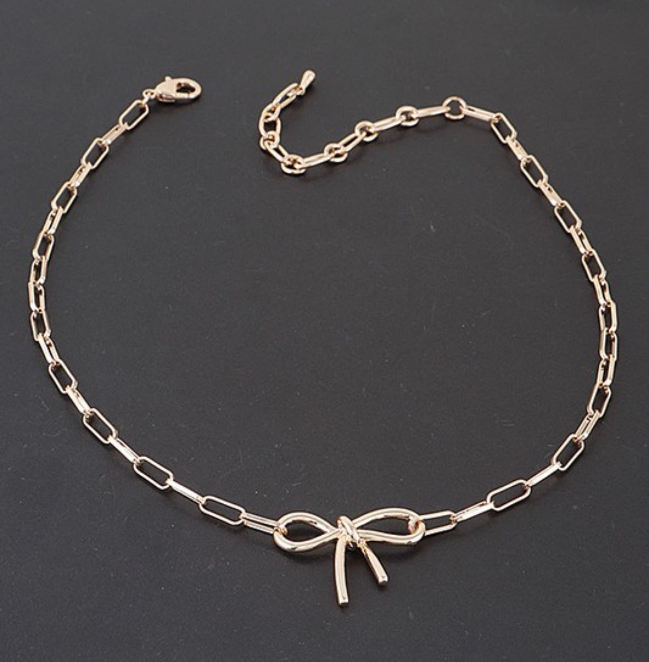 Bow Chain Necklace